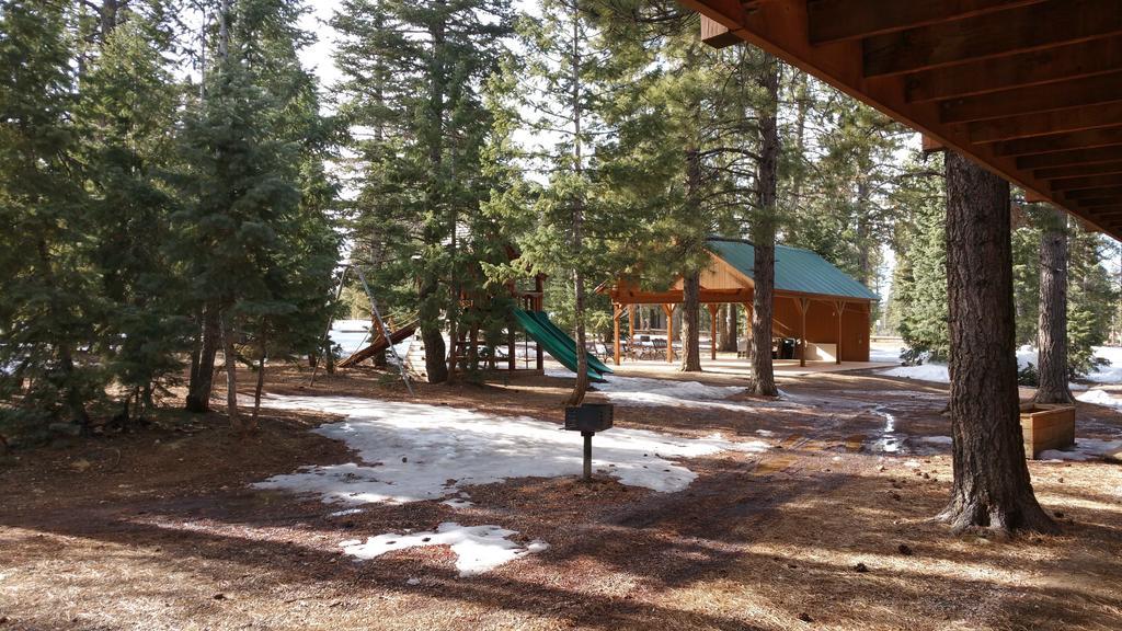 Pinewoods Resort And Rv Park Duck Creek Village 部屋 写真