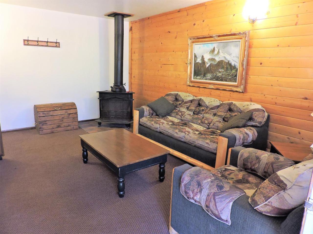 Pinewoods Resort And Rv Park Duck Creek Village エクステリア 写真